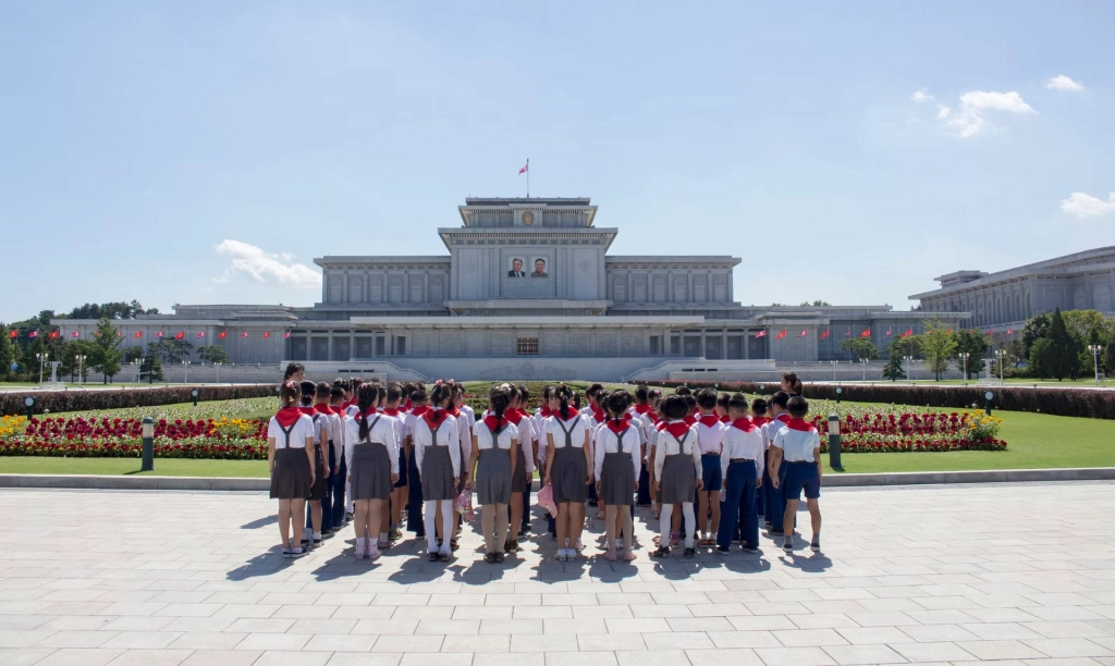 Nude мод на in Pyongyang