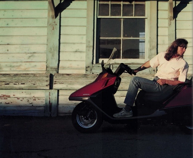 От Apple на скутере был только логотип От Apple на скутере был только логотип