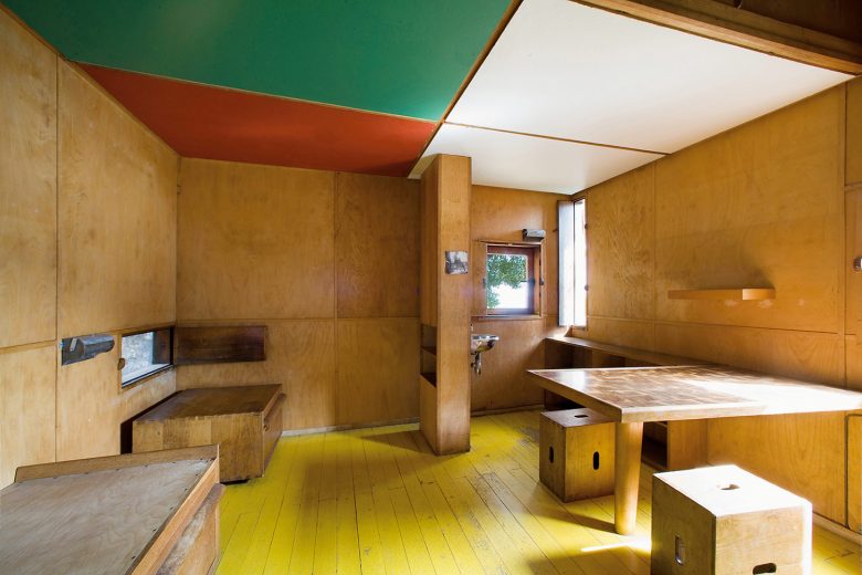 Дом архитектора Ле Корбюзье: здесь есть все, что нужно для жизни. Источник: losko.ru