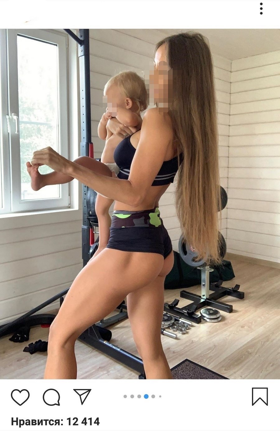 Вам тоже кажется, что на первом снимке все прекрасно: радость, милота, естественность?