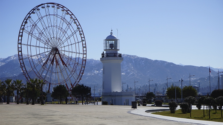 Каюсь, сами мы до конца не приняли карантин, иногда выходим гулять Каюсь, сами мы до конца не приняли карантин, иногда выходим гулять