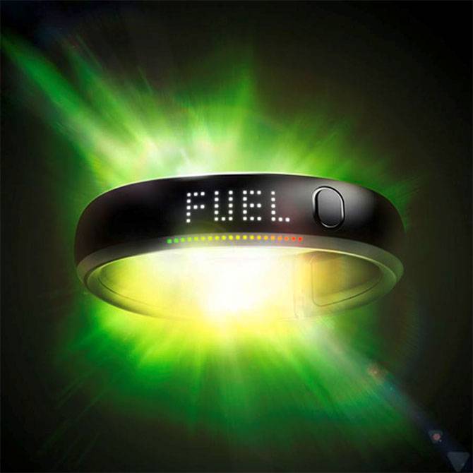Браслет Nike+ Fuelband Браслет Nike+ Fuelband