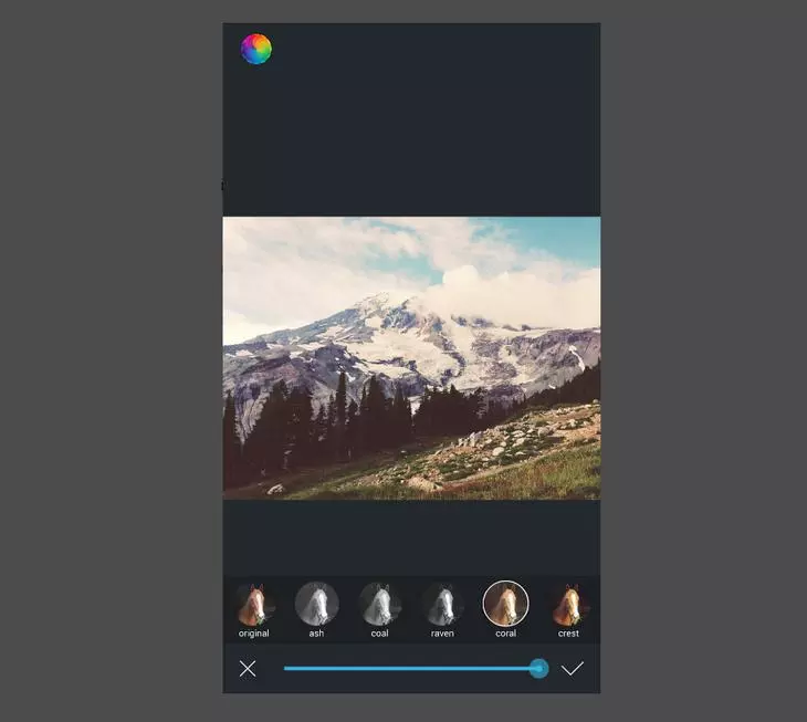 Работа с фильтрами в Afterlight такая же, как и в других приложениях-фоторедакторов Приложение Afterlight